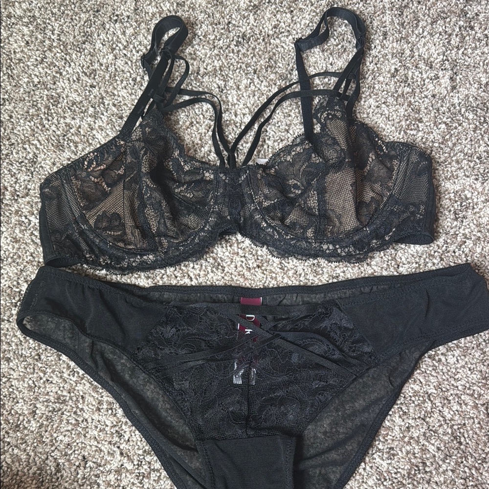 Adore Me Set - Picture 2 of 10